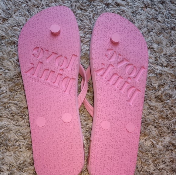 NWOT! Victoria's Secret flip-flops - Picture 4 of 5